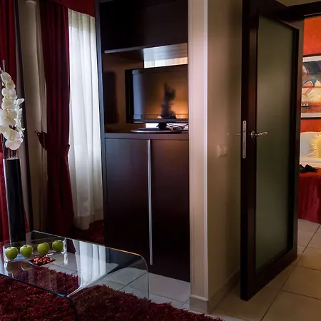 Western Grand Victor Hugo لوكسمبورغ