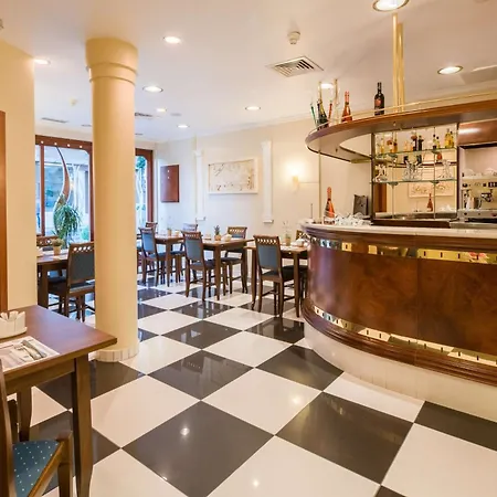 베스트 웨스턴 플러스 그랜드 빅토르 휴고 4*