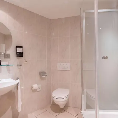 Western Grand Victor Hugo 4*