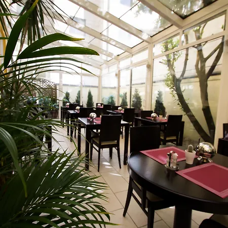 Western Grand Victor Hugo