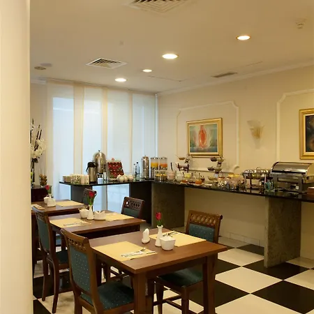 维克多雨果贝斯特韦斯特普拉斯大酒店 4* 卢森堡