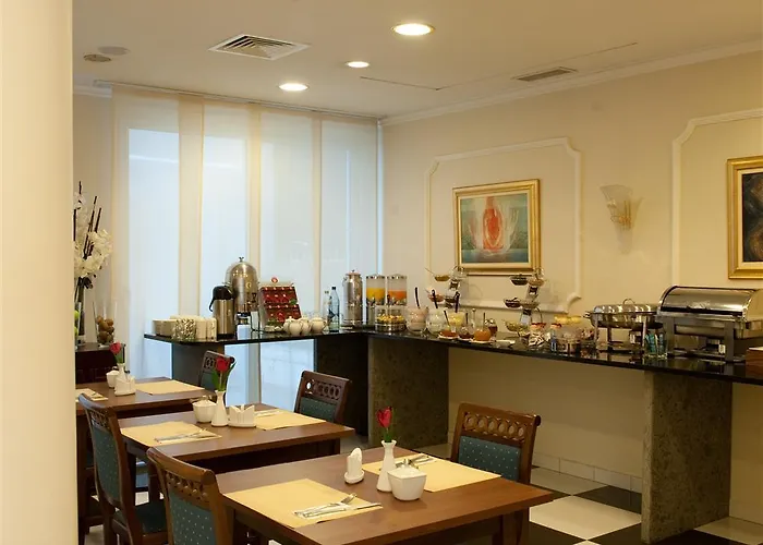 Western Grand Victor Hugo 4* Luxemburgo