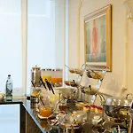Hotel Western Grand Victor Hugo 4*