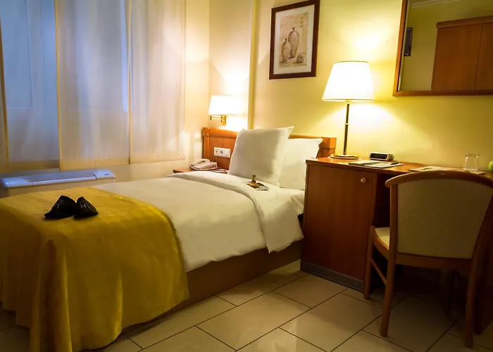 Western Grand Victor Hugo 4*